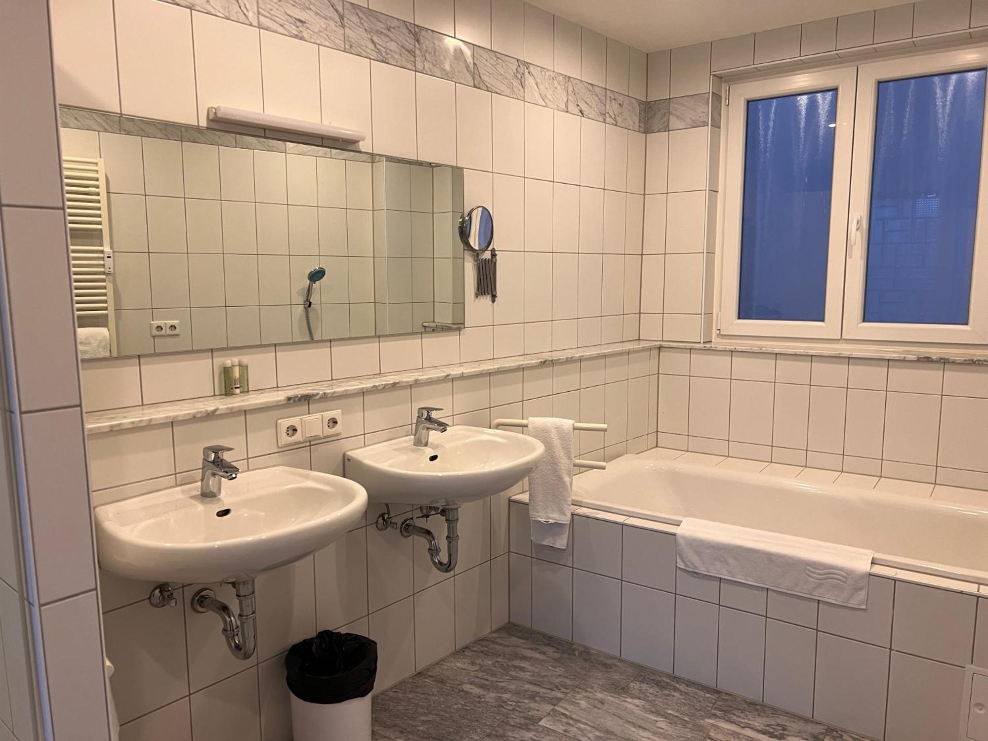 Gasthof Kreuz Bad Waldsee Esterno foto