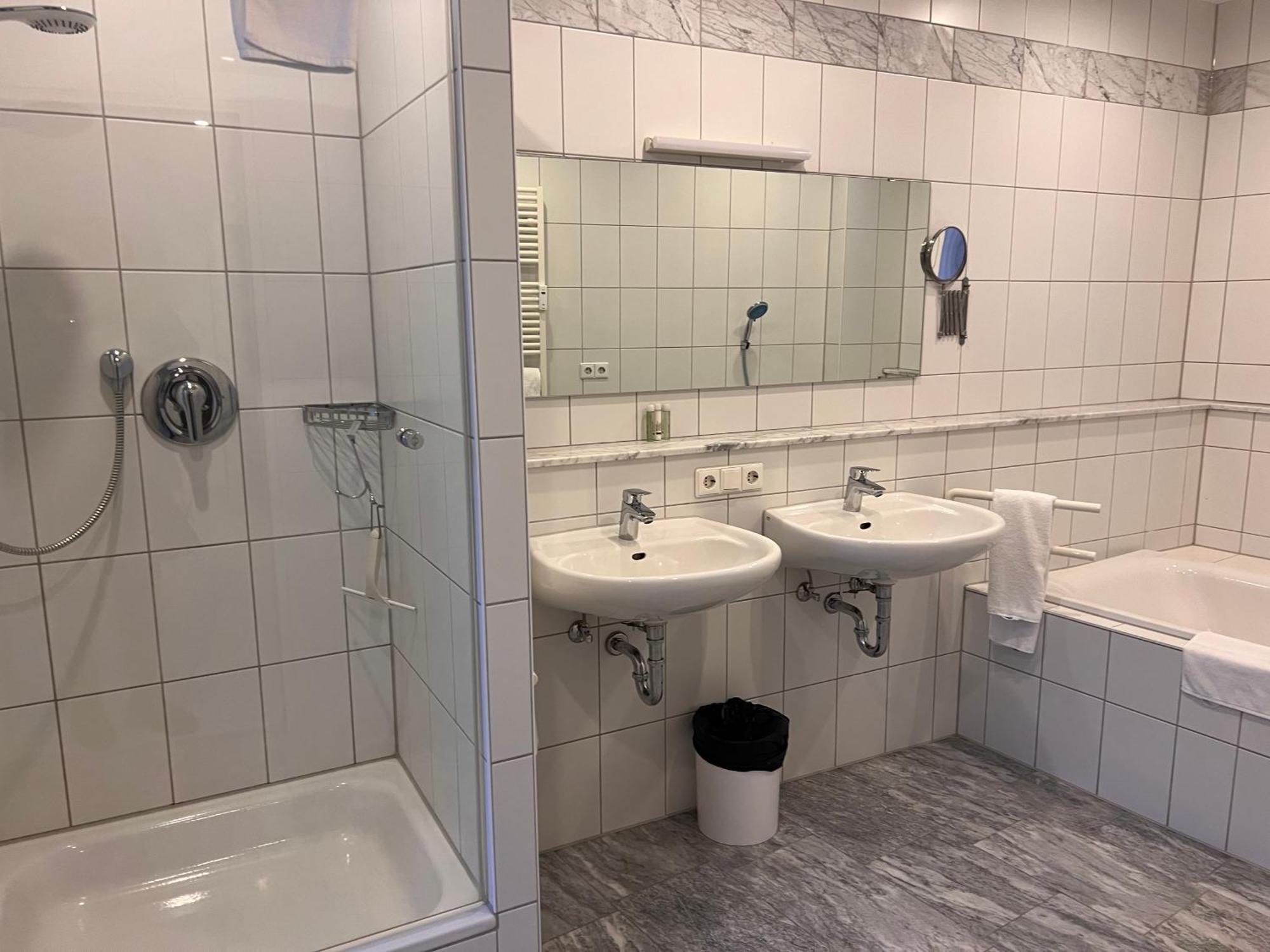Gasthof Kreuz Bad Waldsee Esterno foto